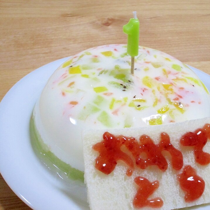 おめでとう♪１歳の誕生日ケーキ